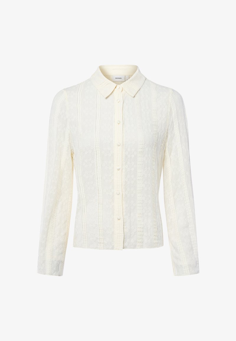 Weiße Bluse mit langem Ärmel und Kragen, aus einem strukturierten Stoff mit vertikalen Streifen und einer durchgehenden Knopfleiste.