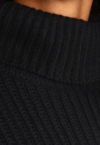 Zalando Essentials Strickpullover - black