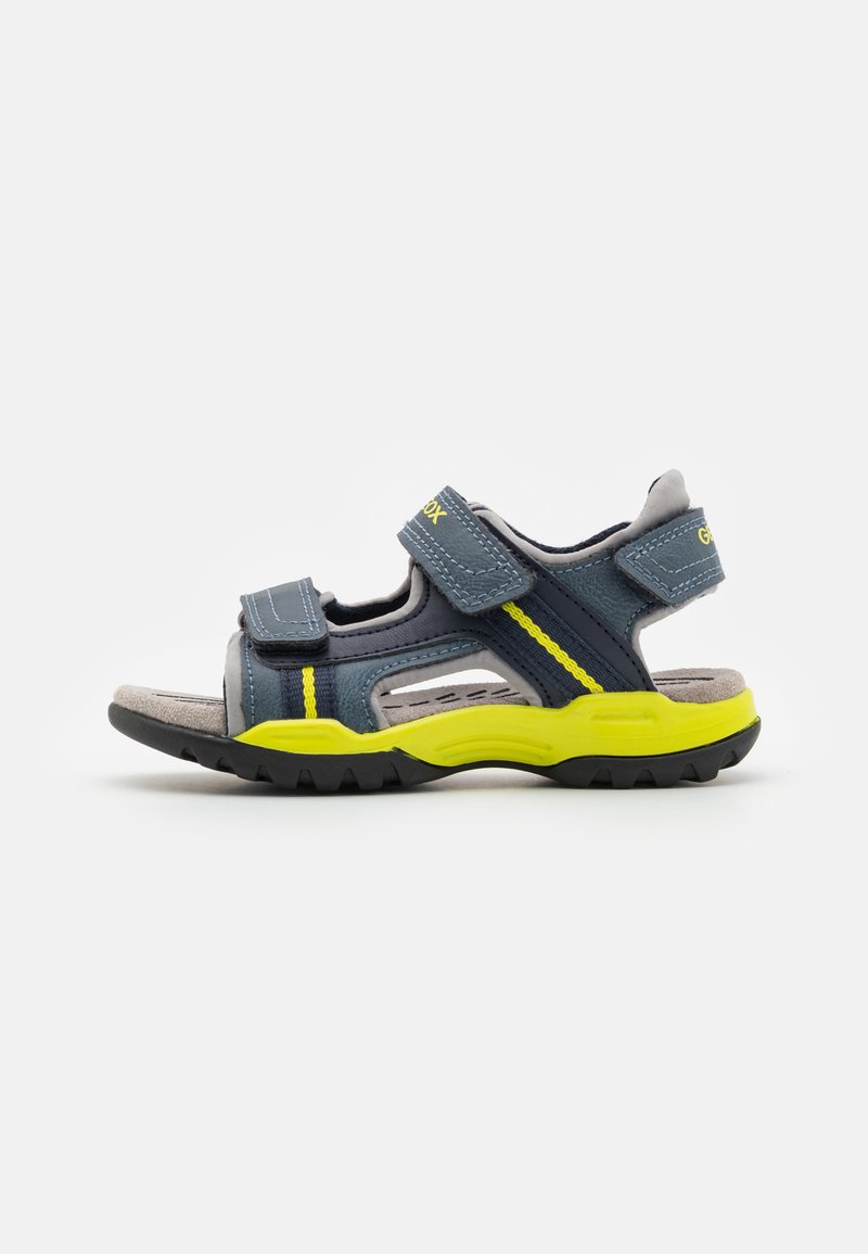 Geox BOREALIS BOY - Vaellussandaalit - avio/lime