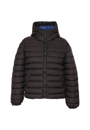 Giubbotto imbottito nero con cappuccio, caratterizzato da una texture a cuciture orizzontali, zip frontale e rivestimento blu. Include tasche laterali e polsini elasticizzati.