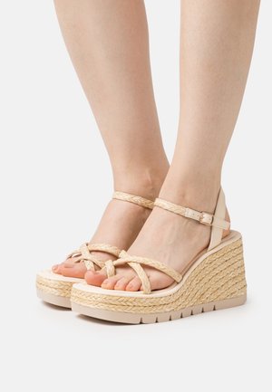 Madden Girl, Sandales à talons hauts - beige
