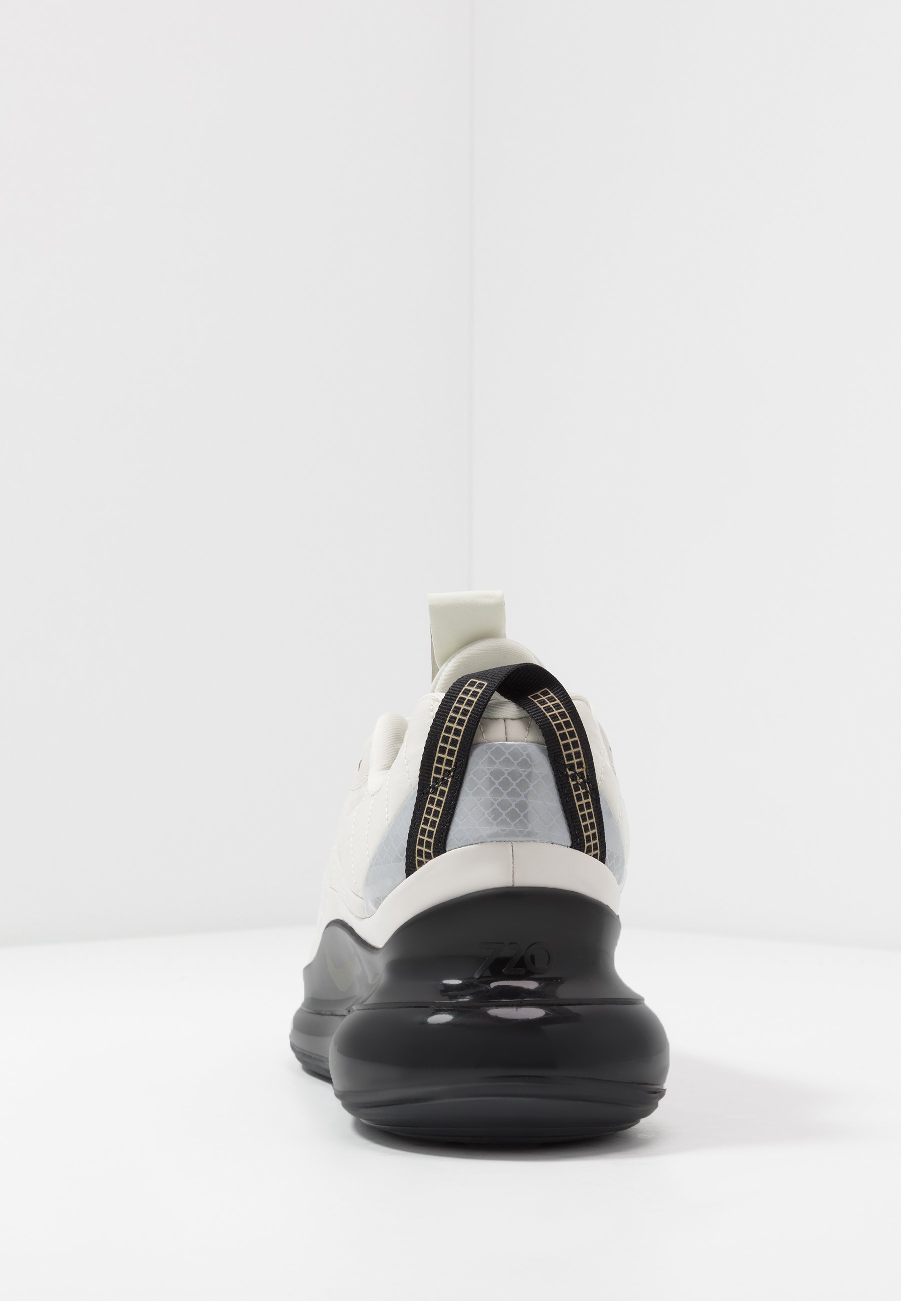 Nike Sportswear MX 720 818 RVL Joggesko light bone Nike Sportswear MX 720 818 RVL Joggesko light bone