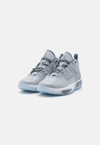 Jordan JORDAN STAY LOYAL 3 UNISEX - Obuća za košarku - wolf grey/cool grey/white