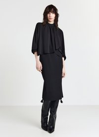 Calliope Camicetta - ultrablack