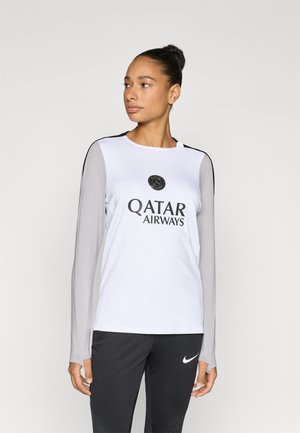 Jachetă Nike cu mâneci lungi, albă cu mâneci gri. Prezintă un guler rotund, logo negru Qatar Airways și accente subtile de design sportiv.