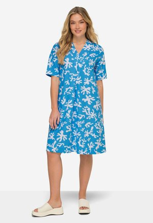 V-AUSSCHNITT HALBARM - Vapaa-ajan mekko - medium blue