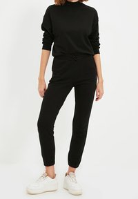 Trendyol Trainingsbroek - black