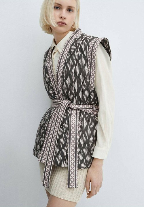 SCHUHE MODE UND ACCESSOIRES ONLINE KAUFEN visual data 5