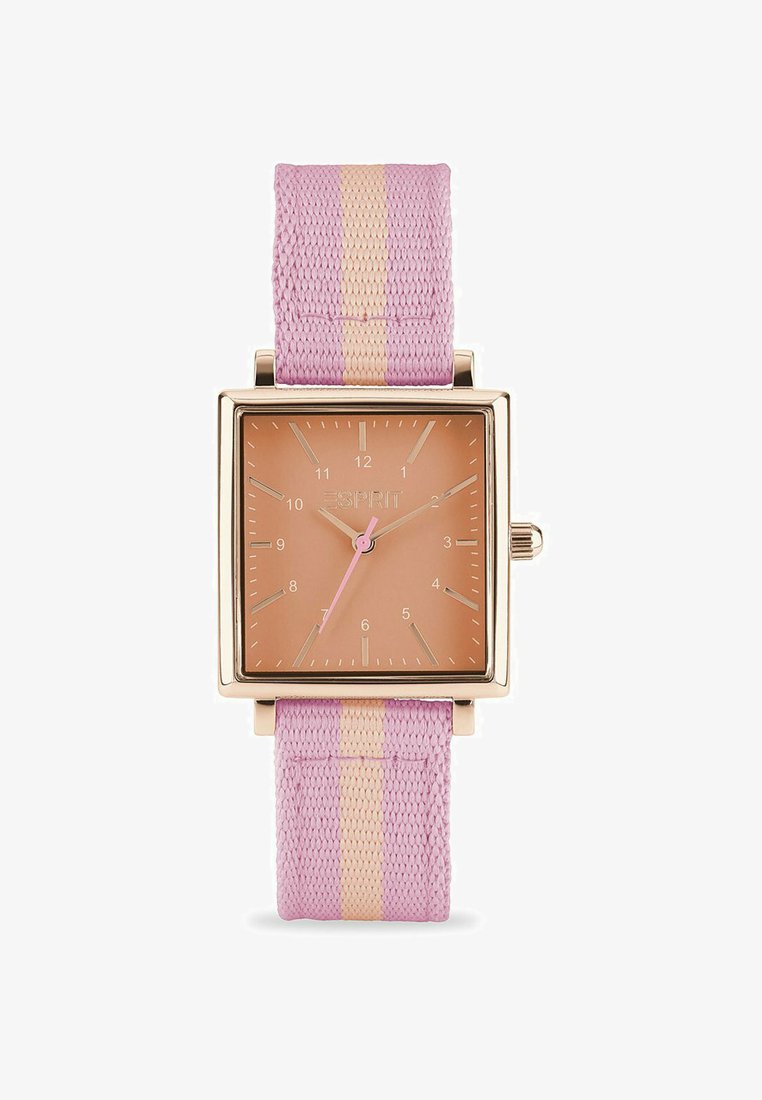 Vierkant horloge met een roségouden kast, perzikkleurige wijzerplaat, gestreepte stoffen band in roze en crème, en roze uurmarkeringen.