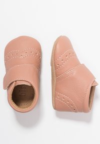 Bisgaard - PETIT UNISEX - Scarpe neonato - nude Immagine in miniatura 1