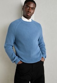 Marc O'Polo DENIM LONGSLEEVE RAGLAN - Strikkegenser - provincial blue