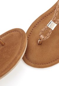 Vivance T-bar sandals - camelfarben