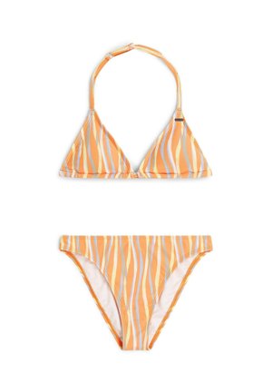 Orange og gult stribet bikini sæt med en trekantet top med justerbare stropper og matchende lavtaljet bikiniunderdel med lignende mønster.