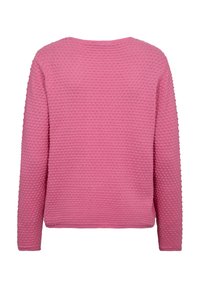 Roze gebreide trui met een gestructureerd, bubbelachtig patroon, lange mouwen en een ronde halslijn, met een losse pasvorm en een rechte zoom.