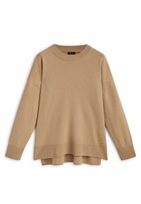 Beige stickad tröja med rund halsringning, långa ärmar och ribbad nederkant. Mjuk textur och avslappnad passform, med design av sänkt axel.