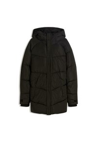 Svart vadderad jacka med huva, med horisontell quiltad design, dragkedje-fickor och framdrogkedja, konstruerad av lätt material.