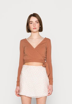 LONG SLEEVES PLUNGING NECKLINE - Top - rustic brown