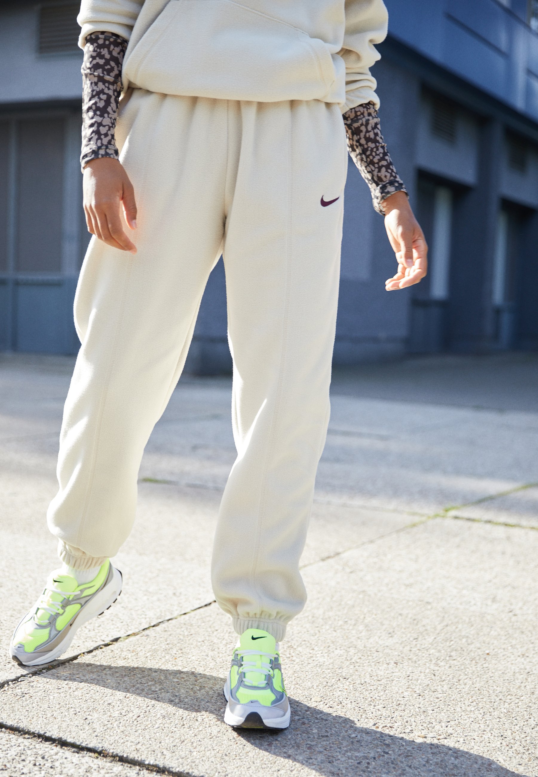 Nike Sportswear PANT COMO - Trainingsbroek - rattan/beige - Zalando.nl