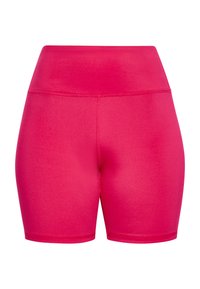 Fuksia urheilusortsit, jotka on valmistettu joustavasta ja sileästä kankaasta, elastisella vyötäröllä ja puoliväliin reisiä ulottuvalla pituudella, joissa on minimimäärä saumoja.