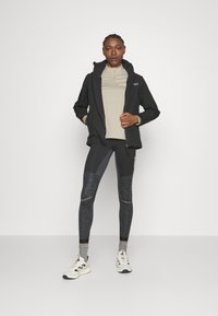 Adidas Terrex TERREX MULTI HALF ZIP LONGSLEEVE TEE - Langærmet T-shirt - beige