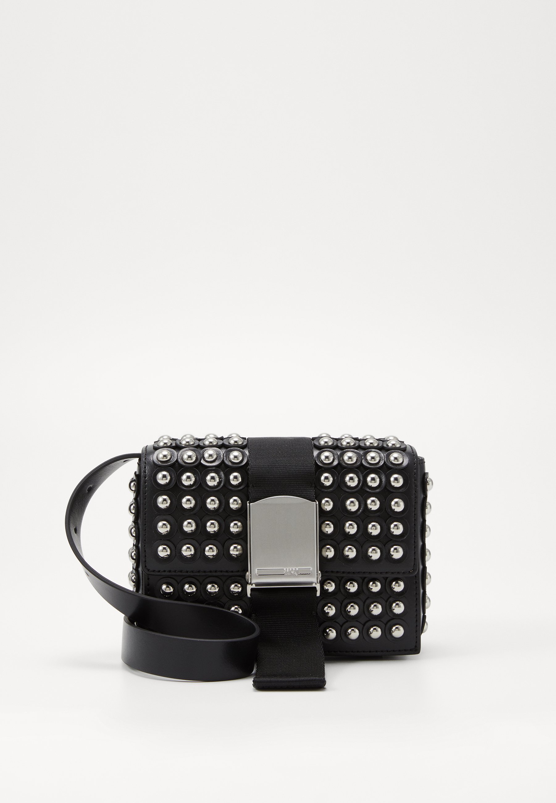 McQ Alexander McQueen CHRISTINE DELUXE Skulderveske McQ Alexander McQueen CHRISTINE DELUXE Skulderveske