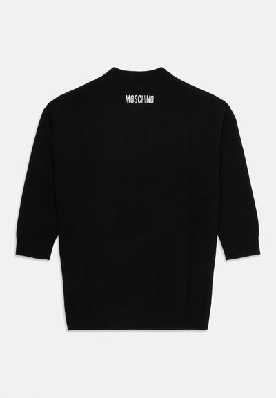 Sweater preto de malha com gola arredondada, mangas três quartos e o logótipo "MOSCHINO" bordado na parte traseira da gola.