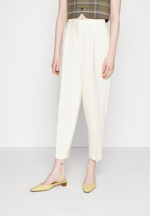 Bruuns Bazaar CINDYSUS DAGNY - Pantalon classique - pear sorbet