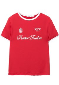 CROPPED ACTIVE ESSENCE  - T-shirt print - red