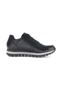 Zwarte leren sneaker met een strak design, gestructureerd oppervlak, vetersluiting aan de voorkant en een witte rubberen zool met duidelijke groeven voor traction.