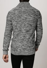 Pier One Kofta - black