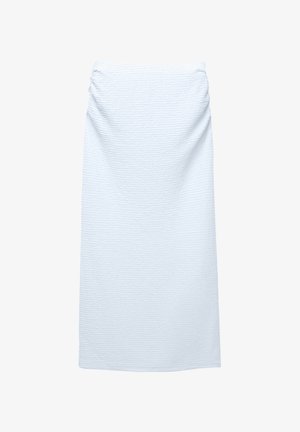 Svetlomodrá sukňa s textúrovanou, zvrásnenou látkou; obsahuje zberanú úpravu v pásovej časti a priami siluet.
