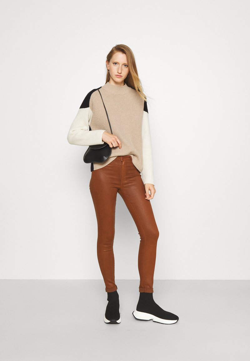 Damen Bekleidung | 7 for all mankind SKINNY ILLUSION Stoffhose brown/dunkelbraun - JH39687 Damen Bekleidung | 7 for all mankind SKINNY ILLUSION Stoffhose brown/dunkelbraun - JH39687