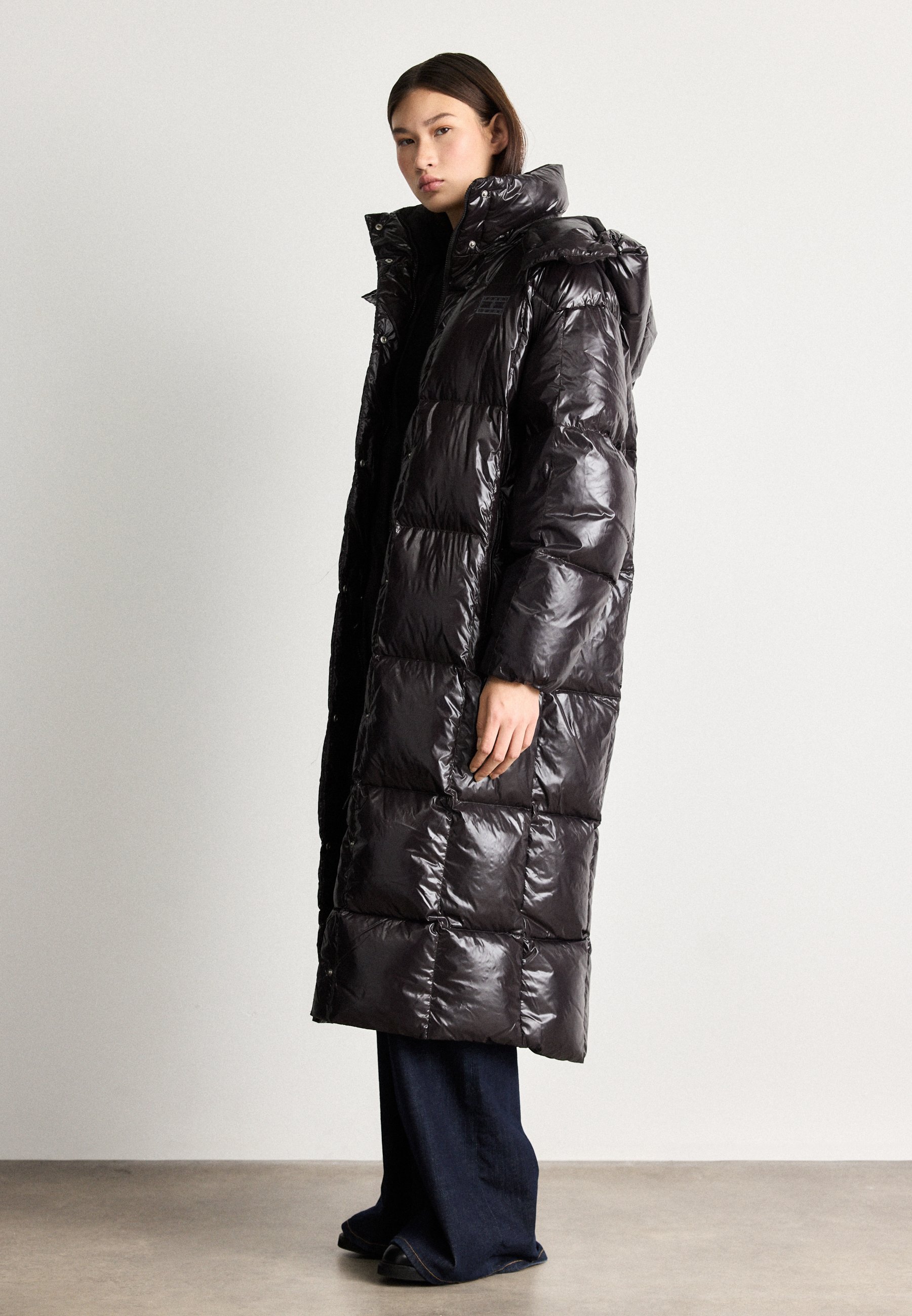 Marimekko SUOJA LINSSI - Down coat - black/grey/black