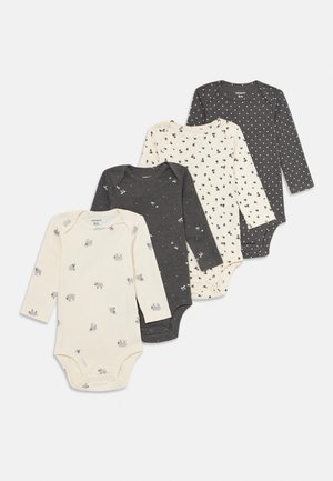 Vier langärmelige Baby-Bodysuits in Creme und Dunkelgrau mit Mustern von Schafen, Schleifen, Blumen und Punkten, die sich überlappend auf einem weißen Hintergrund anordnen.
