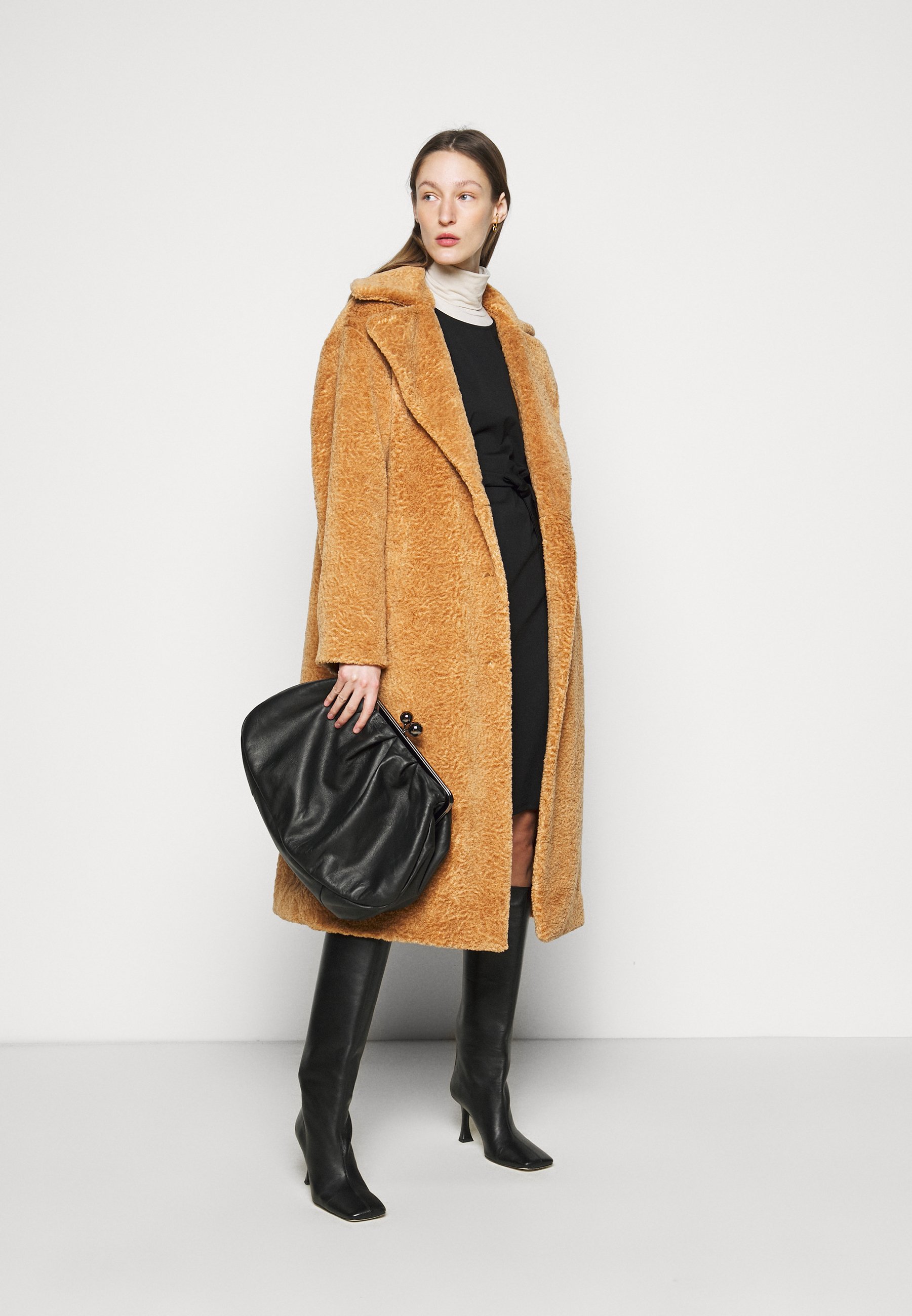 WEEKEND MaxMara PROVINO - Clutch - black - Zalando.co.uk