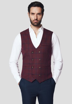 Burgundowa kamizelka w kratkę wykonana z teksturowanej tkaniny, z podwójnym zapięciem, klapami w kształcie notcha oraz dwiema przednimi kieszeniami.