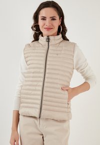 LELA SLIM FIT - Weste - mink