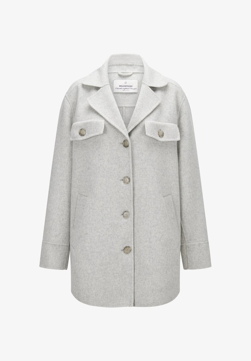 Hellegrauer Wollmischungs-Mantel mit kragenlosem Ausschnitt, doppelten Brusttaschen und vorderer Knopfverschluss. Verfügt über eine lockere Silhouette und eine weiche Textur.