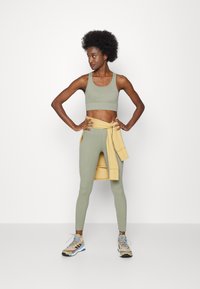 Eivy ICECOLD  - Legíny - faded oak