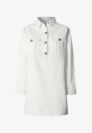 Chemise blanche à boutons avec col, manches longues, deux poches poitrine et boutons argentés, confectionnée en tissu de coton uni.