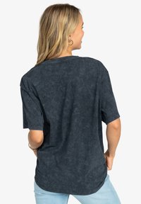 Roxy NEED LV C KVJ0 - T-shirt print - anthracite