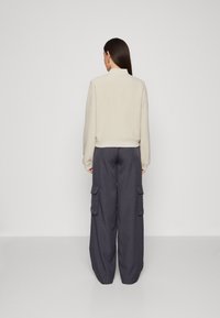 Vero Moda Tall VMAMALA JACKET - Pilotska jakna - silver lining