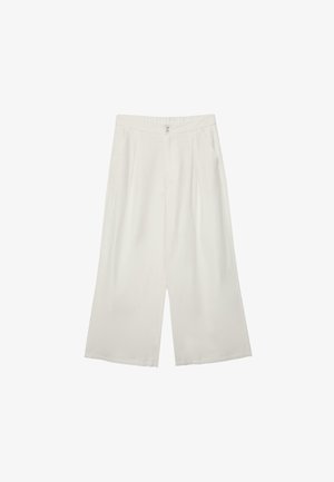 Široke bijele hlače visokog struka s naborima sprijeda, kopčanjem na dugme i patentni zatvarač te bočnim džepovima.