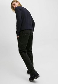 Jack & Jones JPSTMARCO JJFURY ANA - Chino - rosin