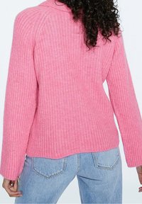 Stradivarius Sweter