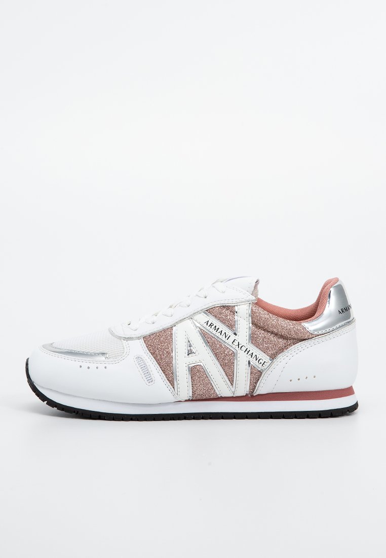 Armani Exchange Sneakers laag crème Armani Exchange Sneakers laag crème