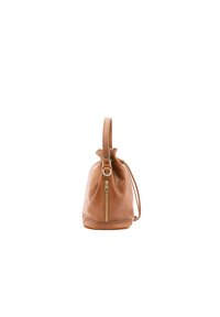 Borsa in pelle marrone dalla forma arrotondata, con un manico superiore singolo e una chiusura con zip. Presenta dettagli di cucitura e una zip in tono dorato.