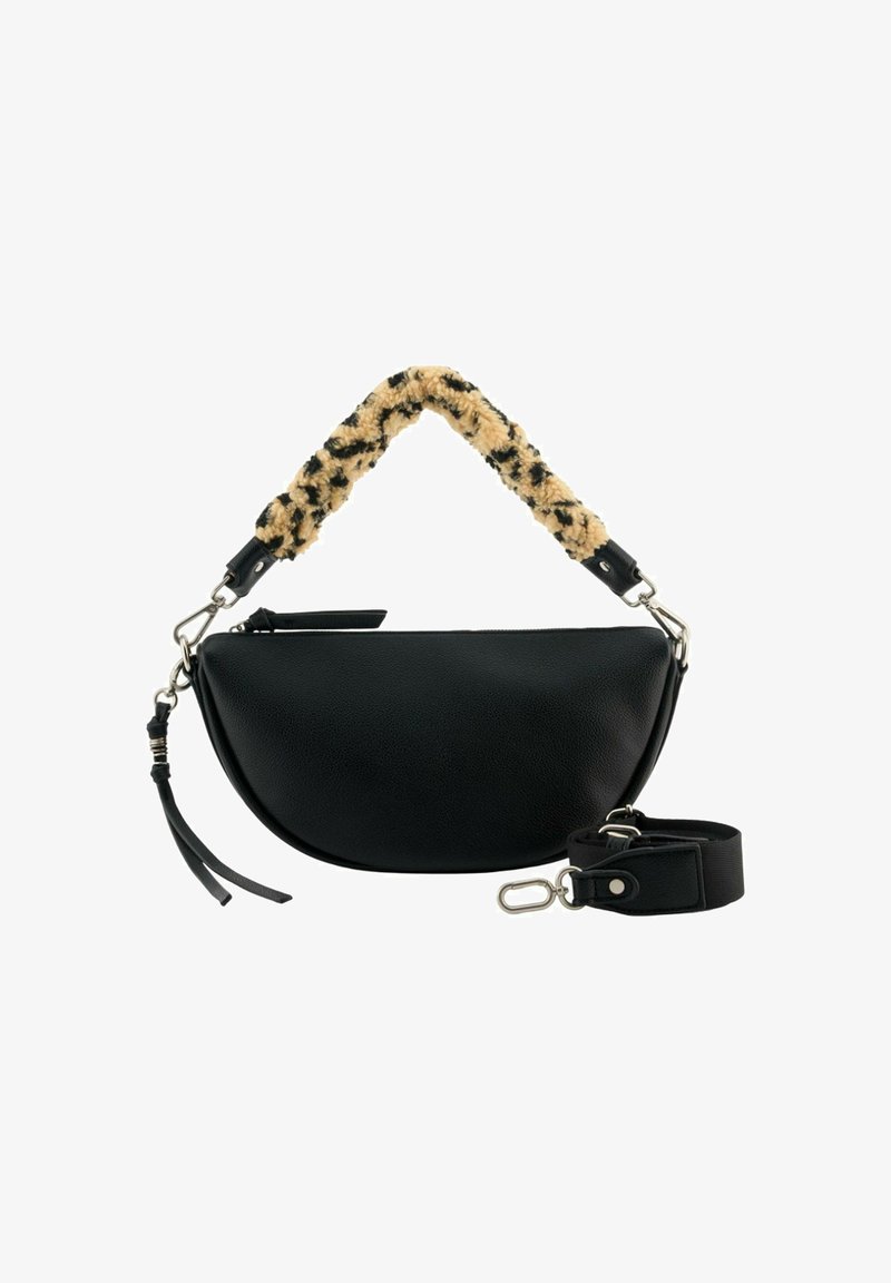 Sac à main noir en forme de demi-lune avec une poignée en fourrure imprimée léopard et une bandoulière noire amovible.