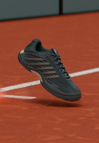 Επιλέχθηκε, turbulence/egret/pale khaki