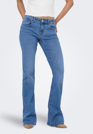 ONLY, FLARED FIT JEANS ONLPHOEBE NIEDRIGE TAILLE FLARED JEANS - Jean bootcut - light blue denim